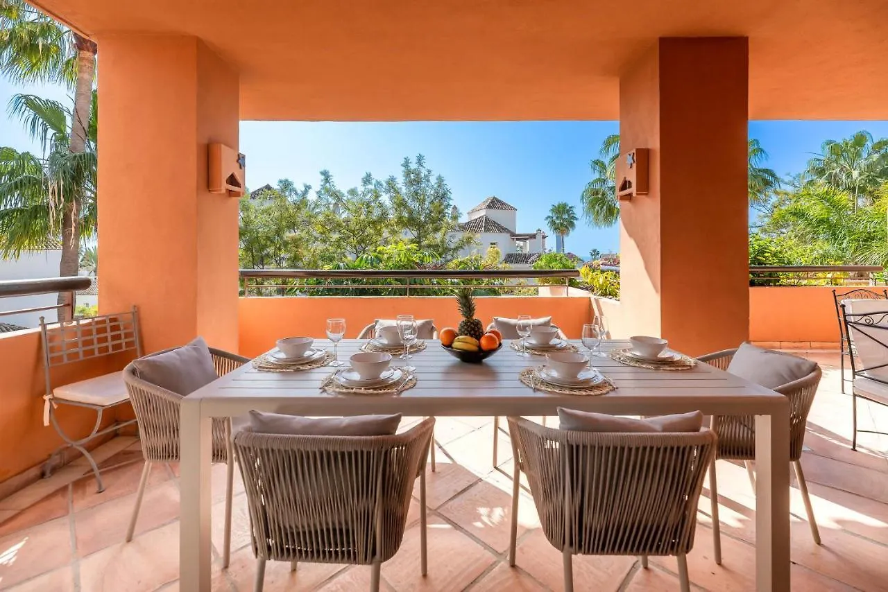 Apartment Vacation Marbella: Beachfront Luxury Duplex Penthouse