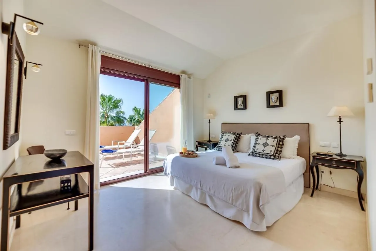 Vacation Marbella: Beachfront Luxury Duplex Penthouse Marbella