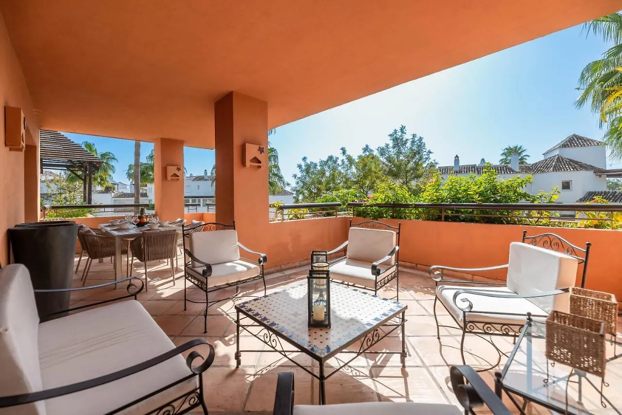 Apartment Vacation Marbella: Beachfront Luxury Duplex Penthouse