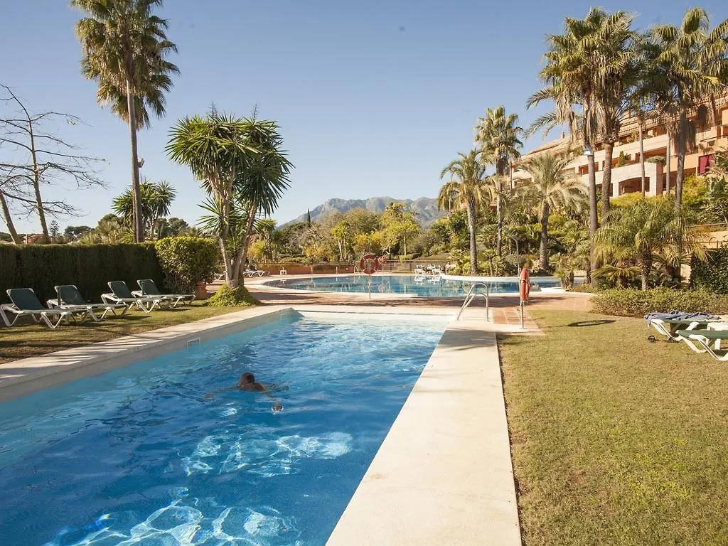 Apartment Vacation Marbella: Beachfront Luxury Duplex Penthouse